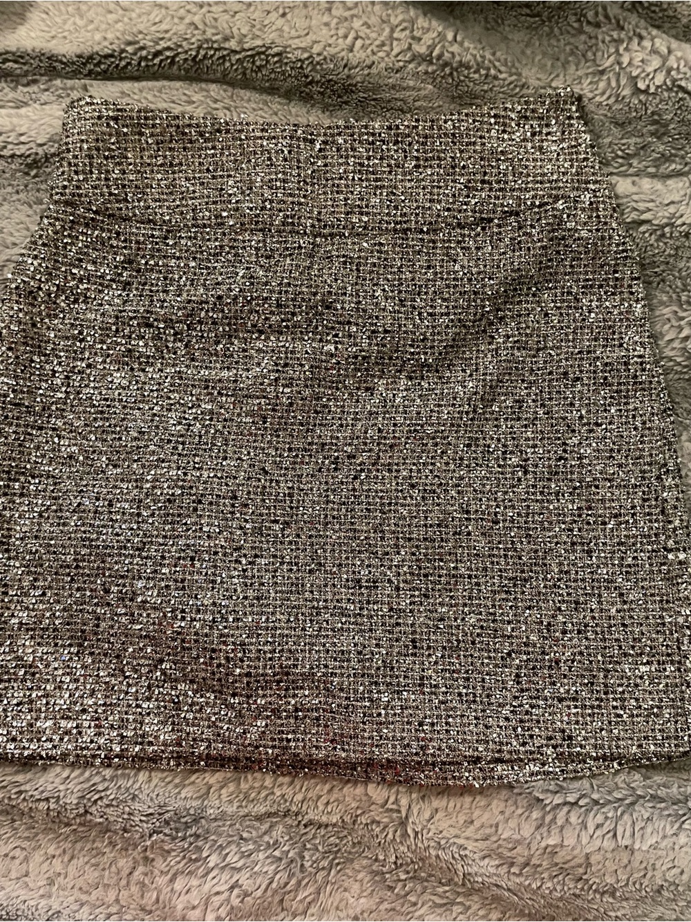 NWT Versona Shimmery Silver Metallic Tweed Mini Skirt side zipper and pockets